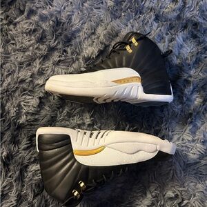 Men's Black and White Sneakers